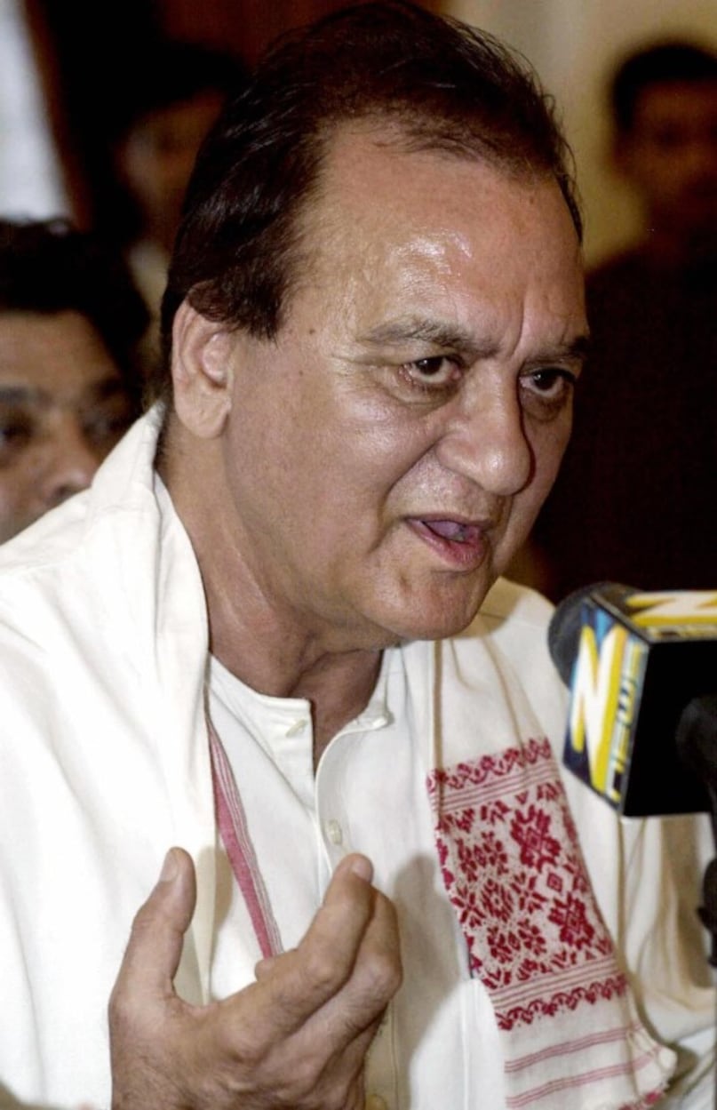 Sunil Dutt, nargis dutt nagar, Bandra Demolition Drive, Congress, Nargis Dutt, Sanjay Dutt, Bollywood, Mumbai News, सुनील दत्त, नरगिस दत्त Sunil Dutt, nargis dutt nagar, Bandra Demolition Drive, Congress, Nargis Dutt, Sanjay Dutt, Bollywood, Mumbai News, सुनील दत्त, नरगिस दत्त