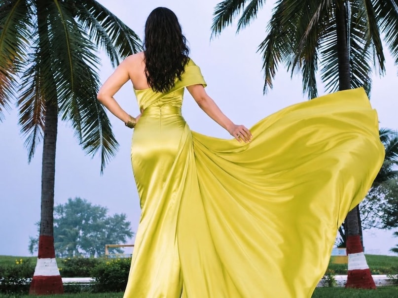 Sunny leone, Sunny leone News, Sunny leone Birthday, Sunny leone tragic life, Sunny leone past, Sunny leone family, Sunny leone age, Sunny leone  kids, sunny leone religion, सनी लियोनी, सनी लियोनी समाचार, सनी लियोनी का जन्मदिन, सनी लियोनी का दुखद जीवन, सनी लियोनी का अतीत, सनी लियोनी का परिवार, सनी लियोनी की उम्र, सनी लियोनी के बच्चे, सनी लियोनी का धर्म
