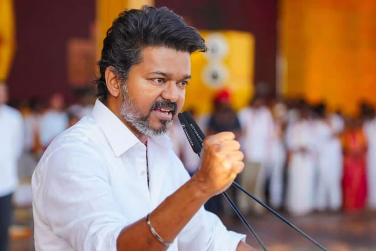 Tamil Nadu Government Formation Live: विजय का फ्लोर टेस्ट प्लान तैयार! गवर्नर के 'नो' के बाद अब क्या करेंगे थलापति?