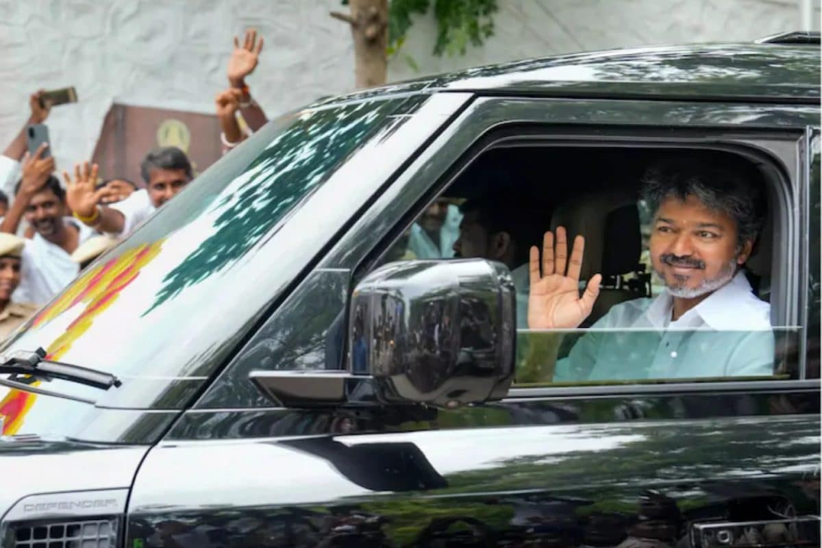 Thalapathy Vijay: तमिलनाडु में गजब ट्विस्ट, थलापति विजय की बात थाने तक पहुंची, किसने घुमाया पुलिस को फोन?