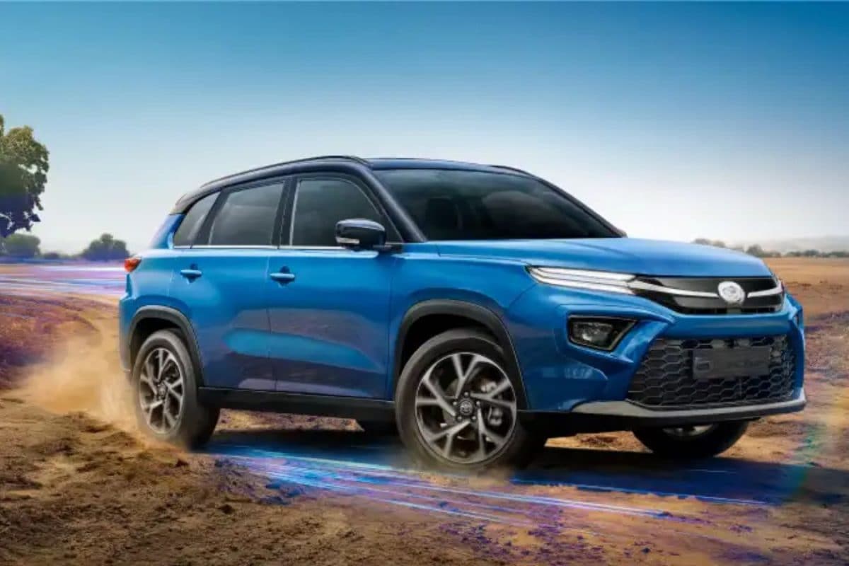 28 KM माइलेज, हाइब्रिड इंजन...कीमत ₹10.99 लाख; इस SUV की मार्केट में हाई डिमांड! फैमिली के लिए बेस्ट