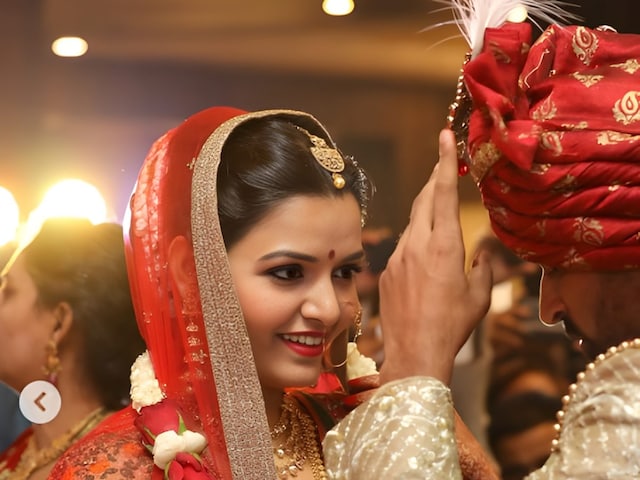 Cricket is fine, but what job will you do... Girlfriend asked a question to the cricketer