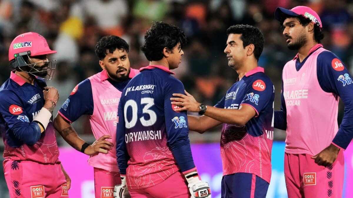 मैं एक बाप हूं, ऐसा होते नहीं देख सकता…वैभव सूर्यवंशी के साथ जो हुआ उसके बाद फट पड़े इरफान पठान मैं एक बाप हूं, ऐसा होते नहीं देख सकता…वैभव सूर्यवंशी के साथ जो हुआ उसके बाद फट पड़े इरफान पठान