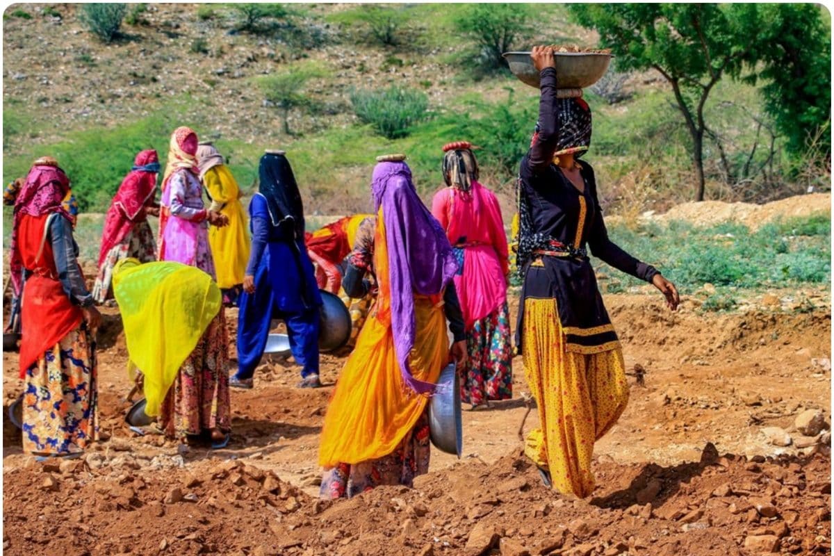 अब रोजगार भी और सम्मान भी... मनरेगा का युग खत्म, अब 'विकसित भारत-जी राम जी' से बदलेगी गांवों की तस्वीर