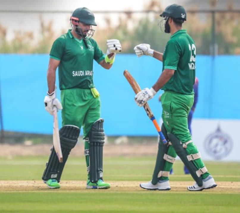 Unbreakable cricket records, 4 batsman Dismissed for 99 in T20, four batsman 99 out in t20i, Alex Hales, Hamid Shah, Abdul Waheed, Scott Edwards, t20 cricket records, batters 99 out in t20, list of batters who dismissed 99, क्रिकेट के महारिकॉर्ड, 99 रन पर आउट, 4 बल्लेबाज 99 रन आउट टी20 क्रिकेट 