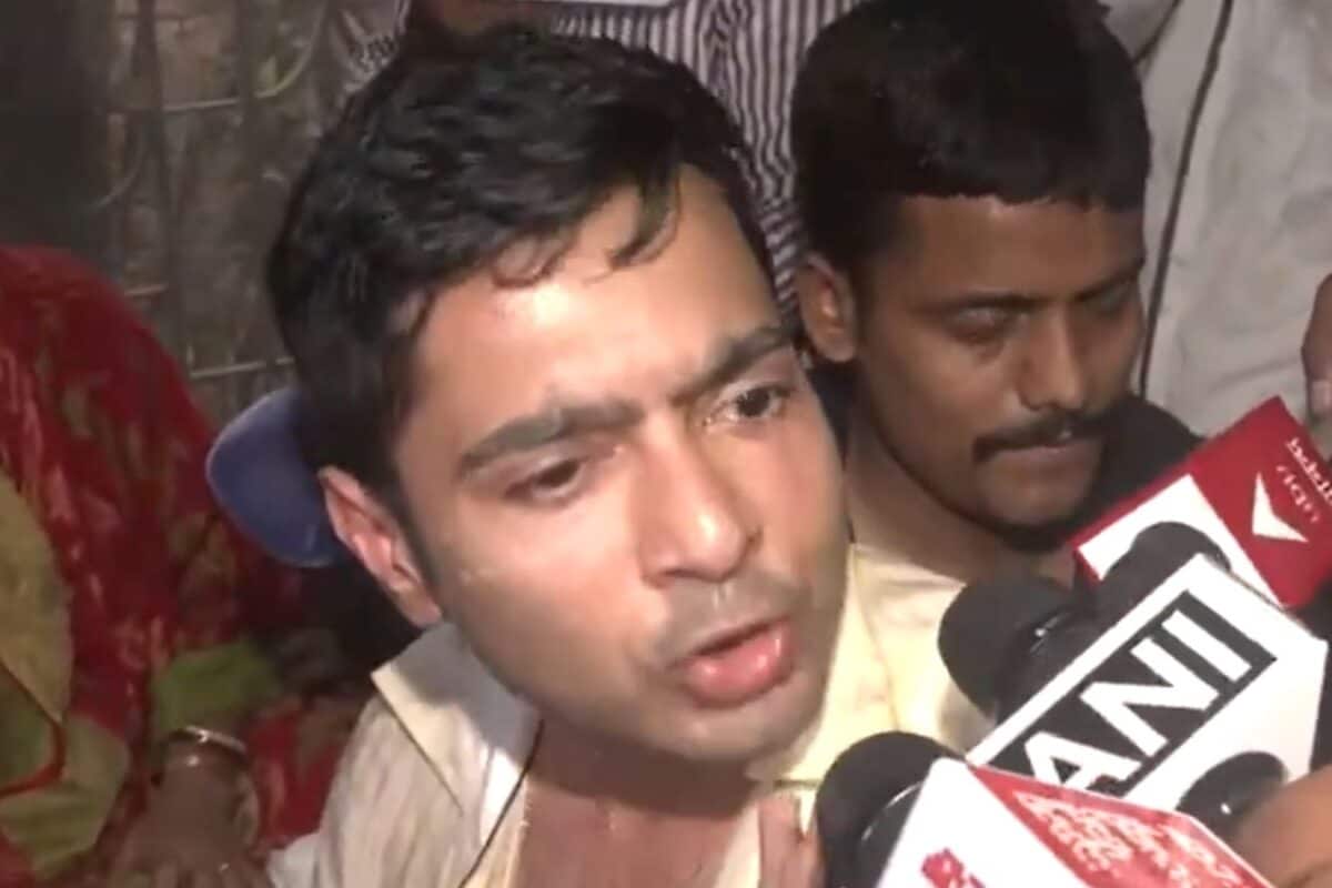 'वे मेरी जान लेना चाहते थे...': सोनारपुर हमले के बाद सुवेंदु सरकार पर गरजे अभिषेक बनर्जी; हाई कोर्ट और गवर्नर के पास जाने का ऐलान!