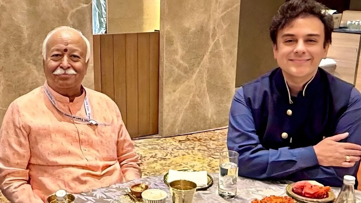 RSS चीफ मोहन भागवत से मिलने पर घिरे सिंगर अदनान सामी, बोले- जो करना है करूंगा RSS चीफ मोहन भागवत से मिलने पर घिरे सिंगर अदनान सामी, बोले- जो करना है करूंगा