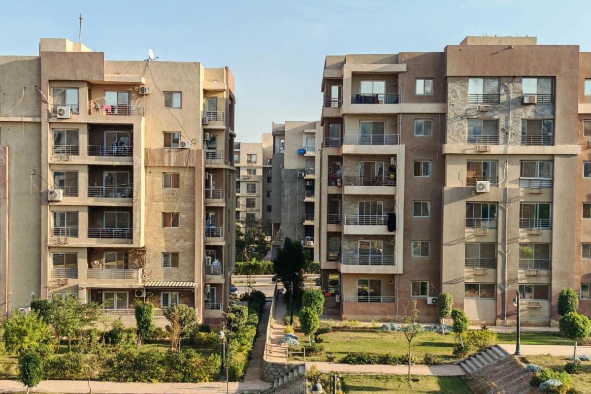 बदलने वाली है मकान की परिभाषा, महंगाई ने तोड़ दिया अफोर्डेबल हाउसिंग का बैरियर, शहरों में कोई नहीं खरीद रहा ऐसा घर