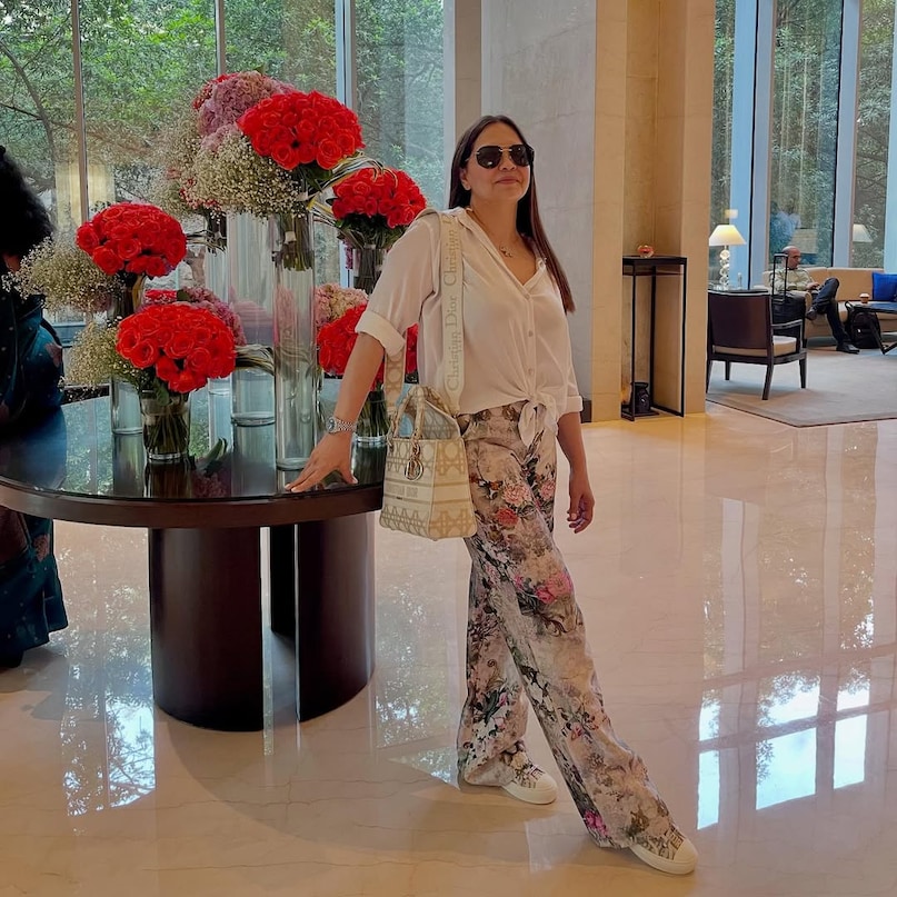 ahaan panday mother , who is deanne pandey , deanne pandey, ahaan panday, ahaan panday age , ahaan panday father , ahaan panday mother work , chunky pandey sister in law, ahaan panday mother age, deanne pandey age, deanne pandey life अहान पांडे मां , अहान पांडे मां डीन पांडे , अहान पांडे के पापा , अहान पांडे बहन