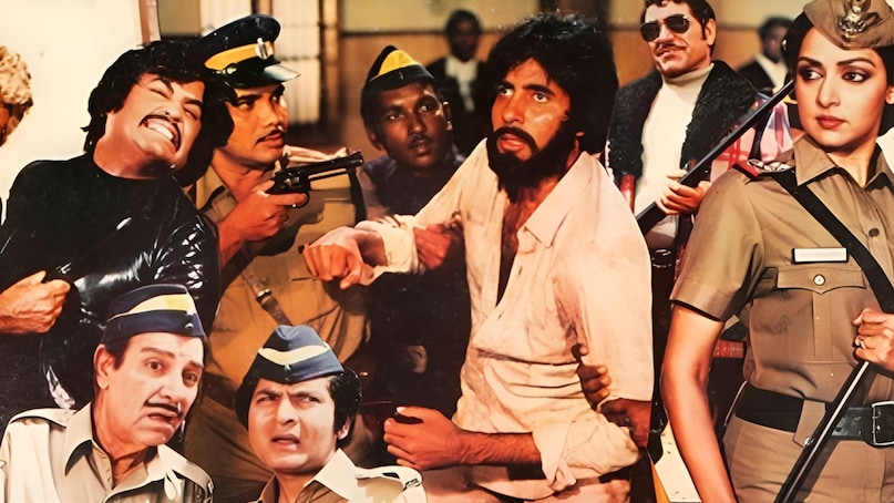 hema malini amitabh bachchan movies, hema malini and amitabh bachchan popular movies, hema malini and amitabh bachchan superhit movies, box office collection of hema malini and amitabh bachchan movies