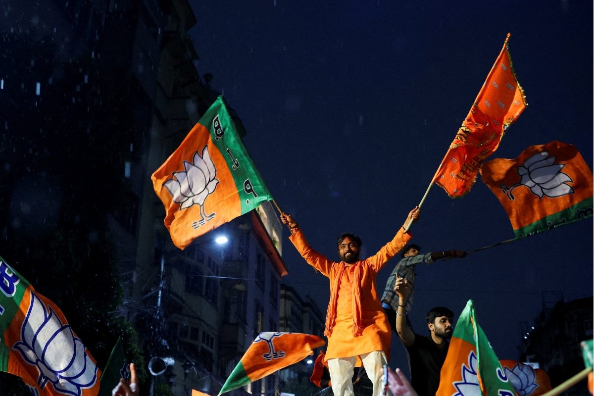Bengal Next CM LIVE: कोलकाता में TMC ऑफिस पर चला बुलडोजर! बंगाल चुनाव रिजल्‍ट के बाद बवाल ही बवाल, ECI भी एक्‍शन में