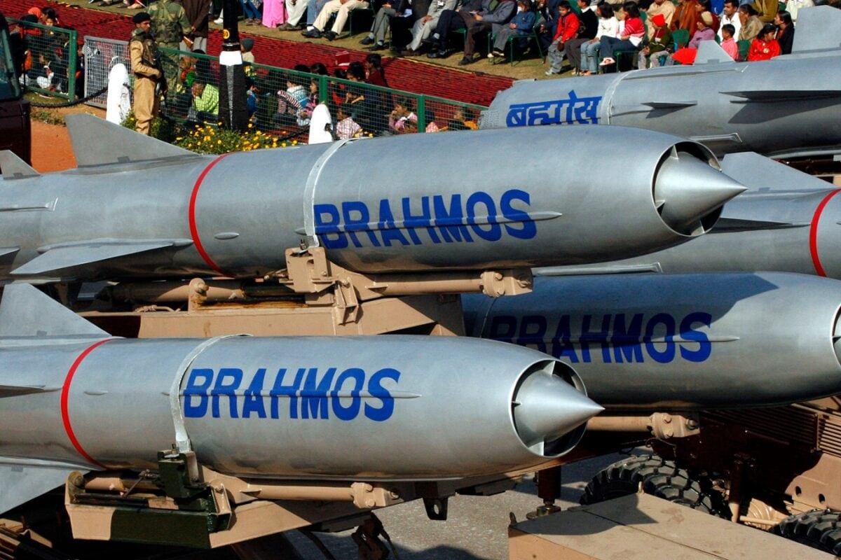 ब्रह्मोस की नोक पर इस्‍लामिक NATO का खलीफा, तीन तरफ से घेरेबंदी देख बेदम, 'ब्रह्मास्‍त्र' पहुंचने से पहले बौखलाहट