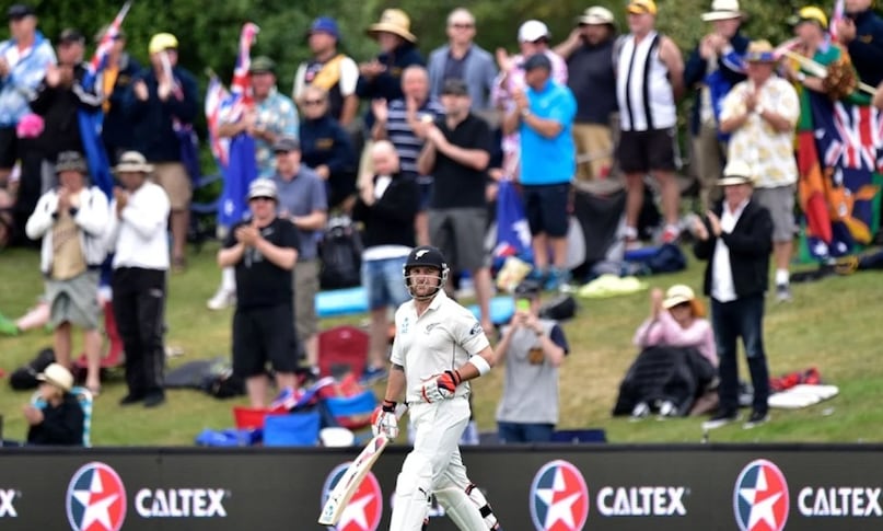 Unbreakable cricket records, most test matches played 5 cricketers, test cricket records, unbeatable cricket records, cricket records, 5 batsman Most consecutive matches for a team in Test, batters most consecutive test, Alastair Cook, Allan Border, Mark Waugh, Sunil Gavaskar, Brendon McCullum, cricket records stats, most test matches played, क्रिकेट अटूट रिकॉर्ड, एलिस्टर कुक, एलन बॉर्डर, सुनील गावस्कर 
