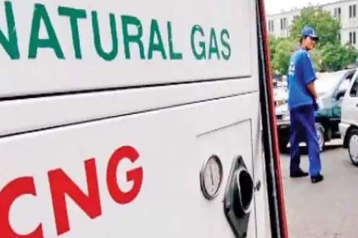 CNG Price Hike : दिल्‍ली-एनसीआर में फिर बढ़ा सीएनजी का रेट