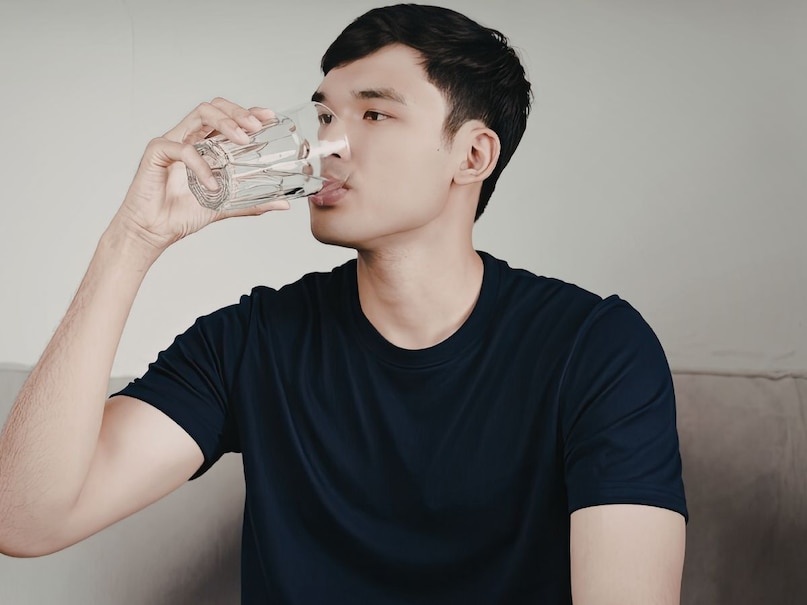 Common water drinking mistakes, Proper hydration habits, Drinking water correctly, Summer hydration guide, Water intake mistakes, How to avoid mistakes while drinking water, Benefits of sipping water vs chugging, Drinking water during meals digestion effects, Importance of electrolytes in summer hydration, Best time to drink water for health,
