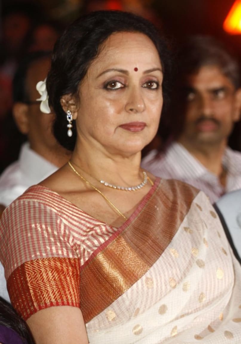 hema malini, hema malini movie, hema malini dream girl, hema malini movie dream girl, Padmini kolhapure, हेमा मालिनी, पद्मिनी कोल्हापुरे