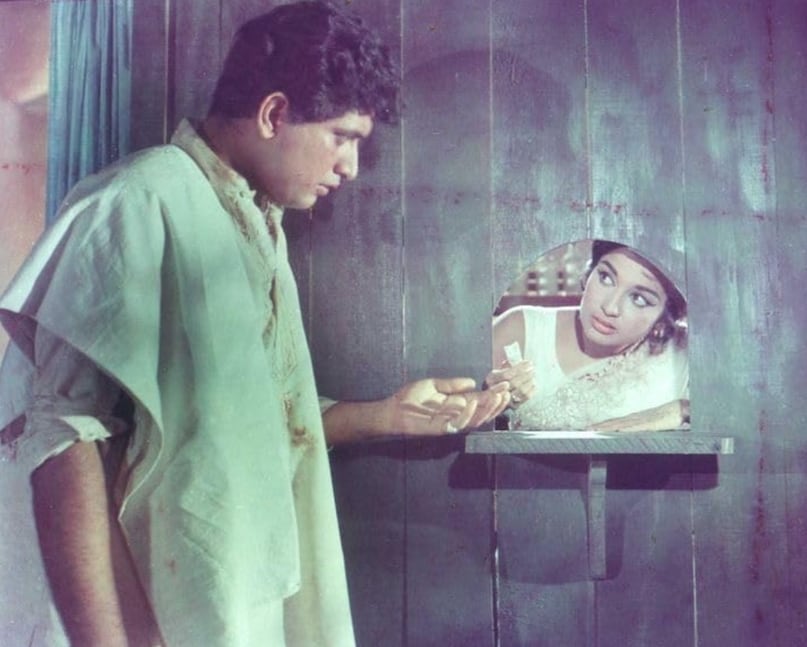 Manoj Kumar, Mere Desh Ki Dharti, Manoj Kumar song, Upkar, Mahendra Kapoor, best patriotic song, Mere Desh Ki Dharti song trivia, Mahendra Kapoor hit song, Bollywood Deshbhakti Geet, Old Hindi Song, महेंद्र कपूर का गाना, मेरे देश की धरती सोना उगले गाना Manoj Kumar, Mere Desh Ki Dharti, Manoj Kumar song, Upkar, Mahendra Kapoor, best patriotic song, Mere Desh Ki Dharti song trivia, Mahendra Kapoor hit song, Bollywood Deshbhakti Geet, Old Hindi Song, महेंद्र कपूर का गाना, मेरे देश की धरती सोना उगले गाना