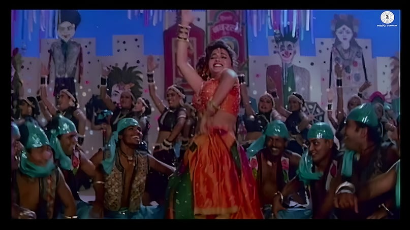 old popular song, madhuri dixit popular song, mera piya ghar aaya Song, nusrat fateh ali khan qawali, song based on nusrat fateh ali khan qawali mera piya ghar aaya o lal ji, nusrat fateh ali khan hit Songs, पुराना लोकप्रिय गाना, माधुरी दीक्षित का लोकप्रिय गाना, मेरा पिया घर आया गाना, नुसरत फतेह अली खान की कव्वाली, नुसरत फतेह अली खान पर आधारित गाना कव्वाली मेरा पिया घर आया ओ लाल जी, नुसरत फतेह अली खान के हिट गाने