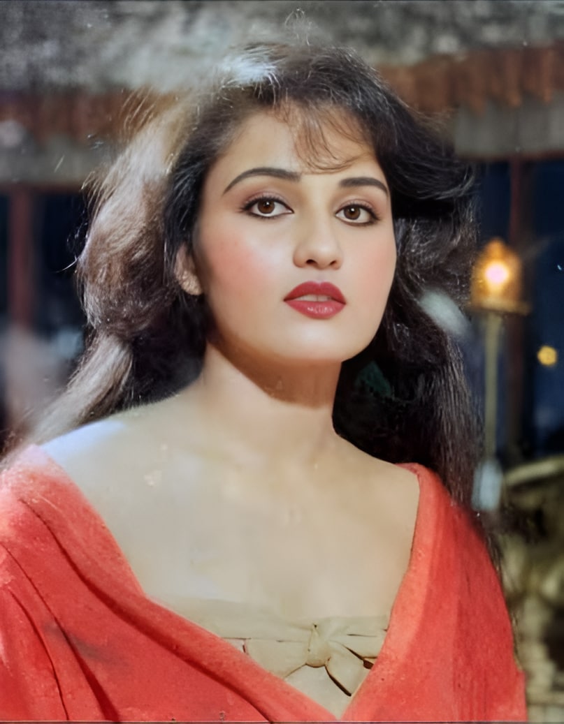 reena roy, reena Roy parents, reena Roy parents, reena roy real name, why reena roy mother changed her name, Vinod Khanna and reena roy, shatrughan Sinha and reena roy, Mohsin Khan and reena roy, reena roy brother interview with stardust magazine, untold Story of reena roy, रीना रॉय, रीना रॉय के माता-पिता, रीना रॉय के माता-पिता, रीना रॉय का असली नाम, रीना रॉय की मां ने अपना नाम क्यों बदला, विनोद खन्ना और रीना रॉय, शत्रुघ्न सिन्हा और रीना रॉय, मोहसिन खान और रीना रॉय, स्टारडस्ट पत्रिका के साथ रीना रॉय के भाई का साक्षात्कार, रीना रॉय की अनकही कहानी