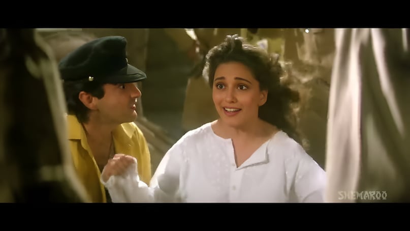 Nazrein Mili Dil Dhadka, Nazrein Mili Dil Dhadka Song, Madhuri Dixit hit Song, Film Raja, Sanjay Kapoor, Udit Narayan, Alka Yagnik, Nazrein Mili Dil Dhadka tune inspired by Hollywood movie, नजरें मिली दिल धड़का, नजरें मिली दिल धड़का गाना, माधुरी दीक्षित का हिट गाना, फिल्म राजा, संजय कपूर, उदित नारायण, अलका याग्निक, नजरें मिली दिल धड़का गाना हॉलीवुड फिल्म से प्रेरित है
