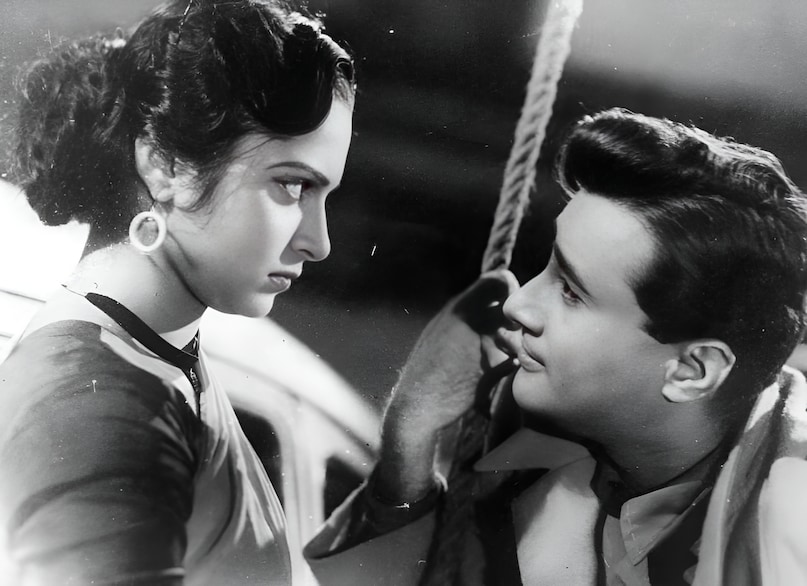 romantic song which is number one since 68 years, Dev Anand, Waheeda Rehman,  Hai Apna Dil To Awara Na Jaane Kispe Aayega, Hemant Kumar Songs, Majrooh Sultanpuri, Solva Saal Film, Solva Saal Film Songs, रोमांटिक गाना जो 68 साल से नंबर वन है, देव आनंद, वहीदा रहमान, है अपना दिल तो आवारा ना जाने किसपे आएगा, हेमंत कुमार के गाने, मजरूह सुल्तानपुरी, सोलवा साल फिल्म, सोलवा साल फिल्म के गाने
