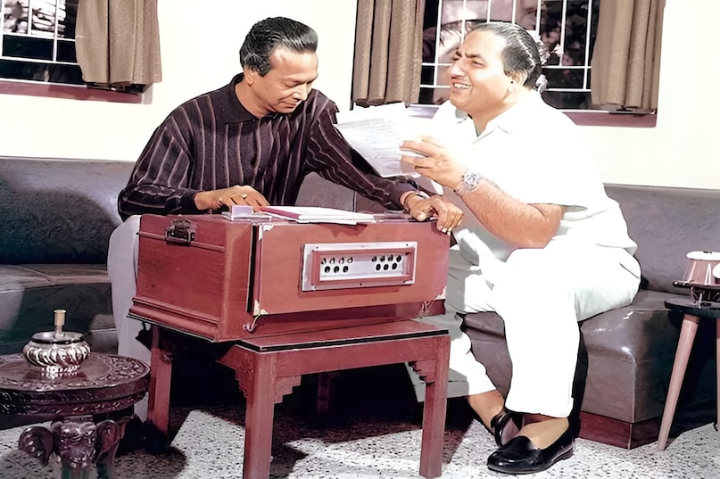Naushad Ali Indian composer, Naushad Ali Birth anniversary, Naushad Ali music journey, Naushad Ali journey started from footpath, Naushad Ali hit music, naushad ali family, Legendary music composer Naushad Sahab, नौशाद अली भारतीय संगीतकार, नौशाद अली जयंती, नौशाद अली की संगीत यात्रा, फुटपाथ से शुरू हुई नौशाद अली की यात्रा, नौशाद अली ने हिट संगीत, नौशाद अली परिवार, महान संगीतकार नौशाद साहब