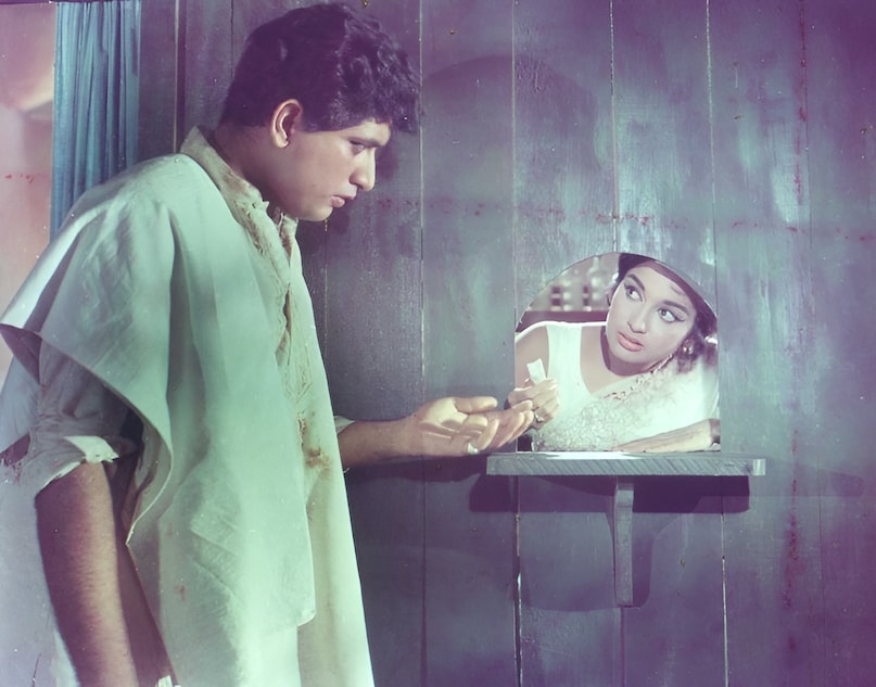 asha parekh, Manoj Kumar, asha parekh made Manoj Kumar superstar, asha parekh-Manoj Kumar Special friendship, Special friendship of bollywood, why asha parekh-Manoj Kumar not in talking terms for years, asha parekh-Manoj Kumar Films, आशा पारेख, मनोज कुमार, आशा पारेख ने मनोज कुमार को बनाया सुपरस्टार, आशा पारेख-मनोज कुमार की खास दोस्ती, बॉलीवुड की खास दोस्ती, क्यों सालों से आशा पारेख-मनोज कुमार के बीच नहीं हो रही बातचीत, आशा पारेख-मनोज कुमार की फिल्में