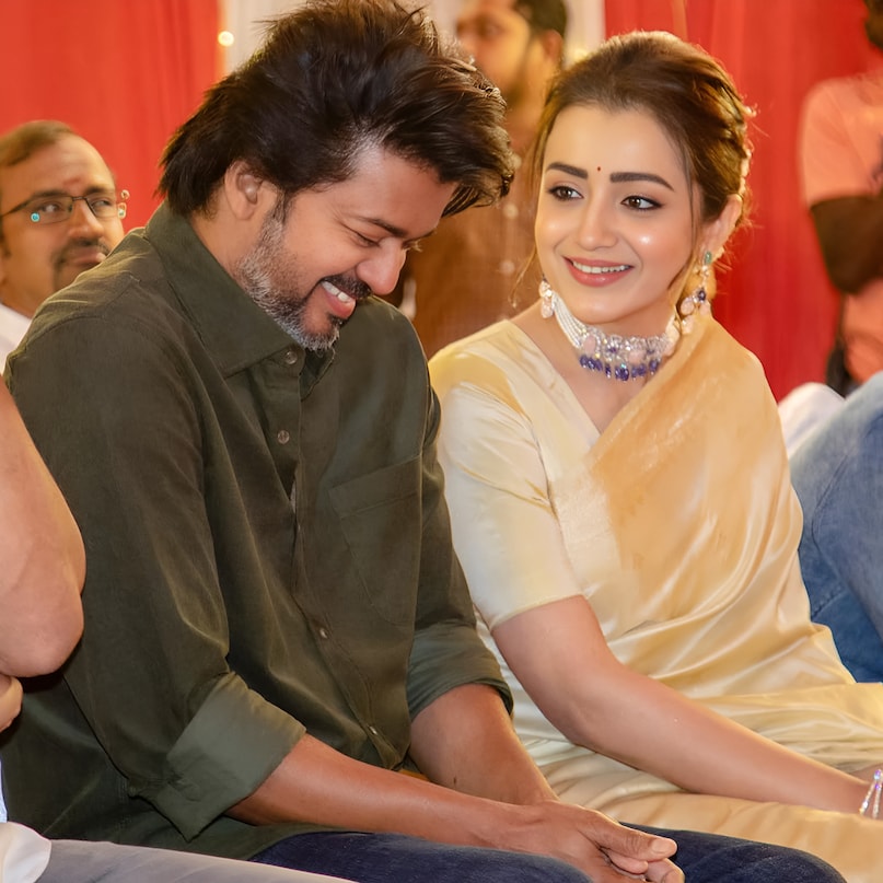 Trisha Krishnan, Thalapathy Vijay , Trisha Krishnan and Thalapathy Vijay, Trisha Krishnan and Thalapathy Vijay Bonding, When Trisha Krishnan called Thalapathy Vijay very special to her, Trisha Krishnan-Thalapathy Vijay relationship, Trisha Krishnan old interview, तृषा कृष्णन, थलापति विजय, तृषा कृष्णन और थलापति विजय, तृषा कृष्णन और थलापति विजय बॉन्डिंग, जब तृषा कृष्णन ने थलापति विजय को अपने लिए बहुत खास बताया, तृषा कृष्णन-थलापति विजय का रिश्ता, तृषा कृष्णन का पुराना इंटरव्यू