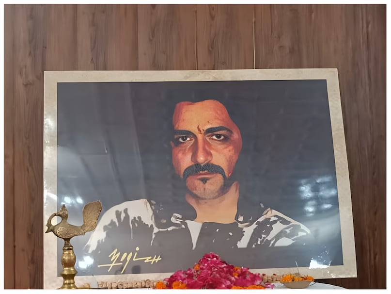 Nirmal Pandey Best Actress award, Nirmal Pandey Daayraa, Indian male actor Best Actress, Valenciennes International Festival, Amol Palekar film, Indian transgender character, gender identity in Indian cinema, Sonali Kulkarni performance, निर्मल पांडे को सर्वश्रेष्ठ अभिनेत्री का पुरस्कार, निर्मल पांडे दायरा, भारतीय पुरुष अभिनेता सर्वश्रेष्ठ अभिनेत्री, वैलेंसिएन्स इंटरनेशनल फेस्टिवल, अमोल पालेकर फिल्म, भारतीय ट्रांसजेंडर चरित्र, भारतीय सिनेमा में लिंग पहचान, सोनाली कुलकर्णी का प्रदर्शन