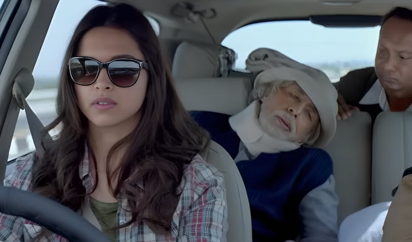 8 may box Office history, piku movie box office, piku movie budget, piku movie superhit, amitabh bachchan's movie piku, deepika padukone's movie piku, age gap between amitabh Bachchan and deepika Padukone, 8 मई का बॉक्स ऑफिस इतिहास, पीकू फिल्म का बॉक्स ऑफिस, पीकू फिल्म का बजट, पीकू फिल्म सुपरहिट, अमिताभ बच्चन की फिल्म पीकू, दीपिका पादुकोण की फिल्म पीकू, अमिताभ बच्चन और दीपिका पादुकोण के बीच उम्र का अंतर