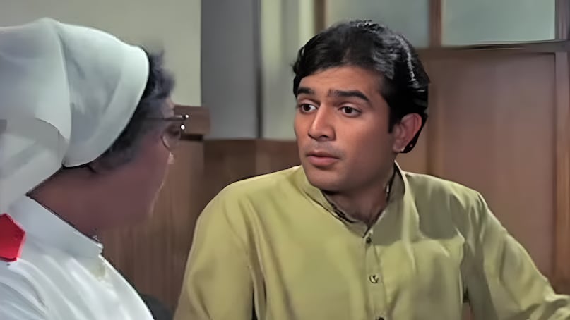 faltu actor, Rajesh Khanna, Bollywood first superstar, Hindi cinema legend, Rajesh Khanna films, 15 consecutive hits, Bollywood fan frenzy, Indian film history, Rajesh Khanna politics, फालतू अभिनेता, राजेश खन्ना, बॉलीवुड के पहले सुपरस्टार, हिंदी सिनेमा के दिग्गज, राजेश खन्ना की फिल्में, लगातार 15 हिट फिल्में, भारतीय फिल्म इतिहास, राजेश खन्ना की राजनीति