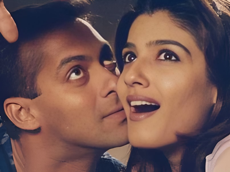Patthar Ke Phool, Kabhi Tu Chaliya Lagta Hai, Bollywood romantic song more than 7 minutes, Kabhi Tu Chaliya Lagta Hai, Salman Khan, Raveena Tandon, Kabhi Tu Chaliya Lagta Hai lyrics, Patthar Ke Phool Box Office collection, S.P.Balasubrahmanyam, Lata Mangeshkar, पत्थर के फूल, कभी तू छलिया लगता है, 7 मिनट से अधिक का बॉलीवुड रोमांटिक गाना, कभी तू छलिया लगता है, सलमान खान, रवीना टंडन, कभी तू छलिया लगता है गीत, पत्थर के फूल बॉक्स ऑफिस कलेक्शन, एस.पी.बालासुब्रमण्यम, लता मंगेशकर