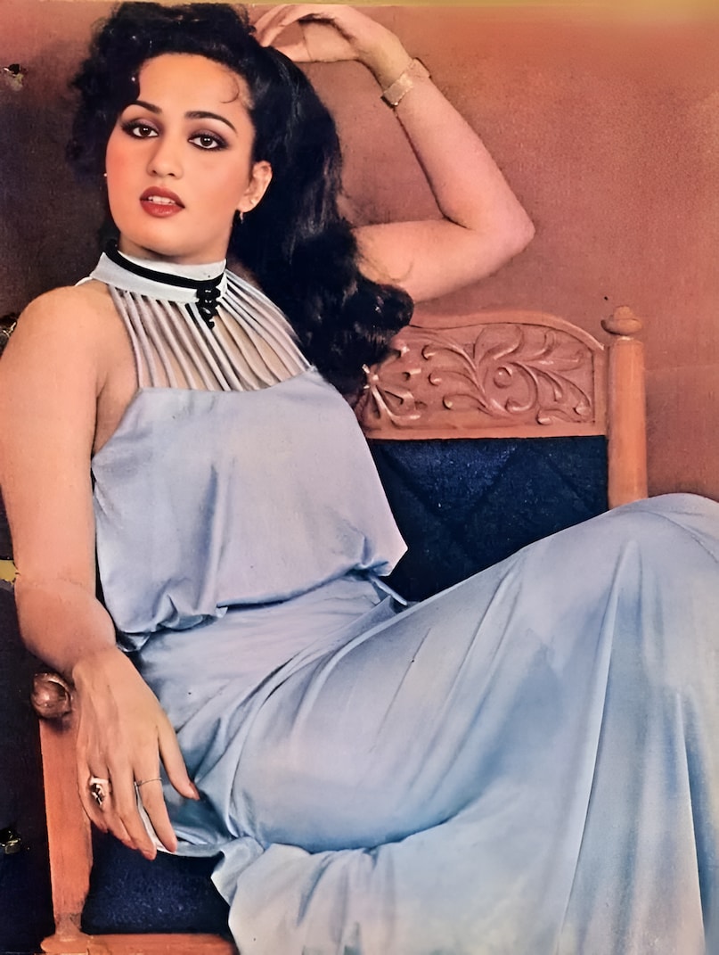 jeetendra and reena roy movies, jeetendra and reena roy Romantic Films, reena roy hit Films, Amitabh Bachchan, reena roy, 80s top actress reena roy, reena roy in nastik, reena roy opposite amitabh bachchan, jeetendra reena roy superhit movies, जितेंद्र और रीना रॉय की फिल्में, जितेंद्र और रीना रॉय की रोमांटिक फिल्में, रीना रॉय की हिट फिल्में, अमिताभ बच्चन, रीना रॉय, 80 के दशक की शीर्ष अभिनेत्री रीना रॉय, नास्तिक में रीना रॉय, अमिताभ बच्चन के साथ रीना रॉय, जितेंद्र रीना रॉय की सुपरहिट फिल्में