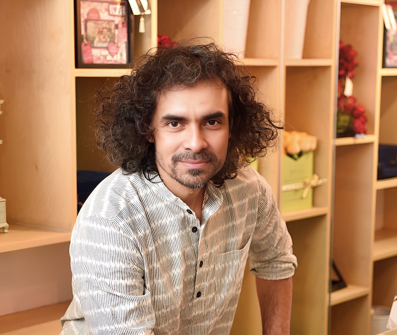 Imtiaz Ali, Imtiaz Ali latest interview, Imtiaz Ali On People Quitting Jobs After Ranbir Kapoor Tamasha, Tamasha film, Tamasha hit or flop, Hindi film existential crisis, millennials quitting jobs, writers leaving careers, Main Vaapas Aaunga, migration and loss, इम्तियाज अली, इम्तियाज अली का नवीनतम साक्षात्कार, रणबीर कपूर के बाद लोगों के नौकरी छोड़ने पर इम्तियाज अली तमाशा, तमाशा फिल्म, तमाशा हिट या फ्लॉप, हिंदी फिल्म अस्तित्व का संकट, सहस्राब्दी नौकरियां छोड़ रहे हैं, लेखक करियर छोड़ रहे हैं, मैं वापस आऊंगा Imtiaz Ali, Imtiaz Ali latest interview, Imtiaz Ali On People Quitting Jobs After Ranbir Kapoor Tamasha, Tamasha film, Tamasha hit or flop, Hindi film existential crisis, millennials quitting jobs, writers leaving careers, Main Vaapas Aaunga, migration and loss, इम्तियाज अली, इम्तियाज अली का नवीनतम साक्षात्कार, रणबीर कपूर के बाद लोगों के नौकरी छोड़ने पर इम्तियाज अली तमाशा, तमाशा फिल्म, तमाशा हिट या फ्लॉप, हिंदी फिल्म अस्तित्व का संकट, सहस्राब्दी नौकरियां छोड़ रहे हैं, लेखक करियर छोड़ रहे हैं, मैं वापस आऊंगा