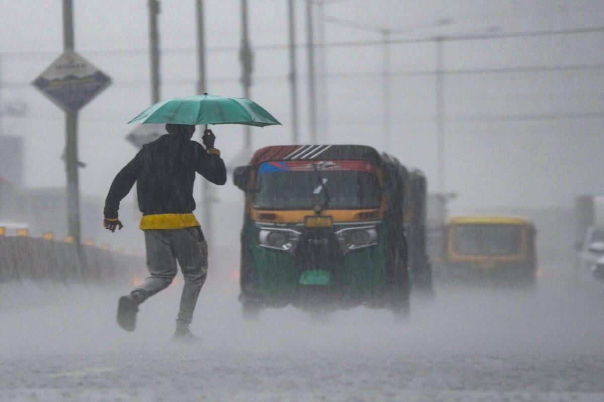मानसून को लेकर जो डर था वही हुआ, IMD ने दी बहुत बुरी खबर, कहां अटकी बारिश की रफ्तार?