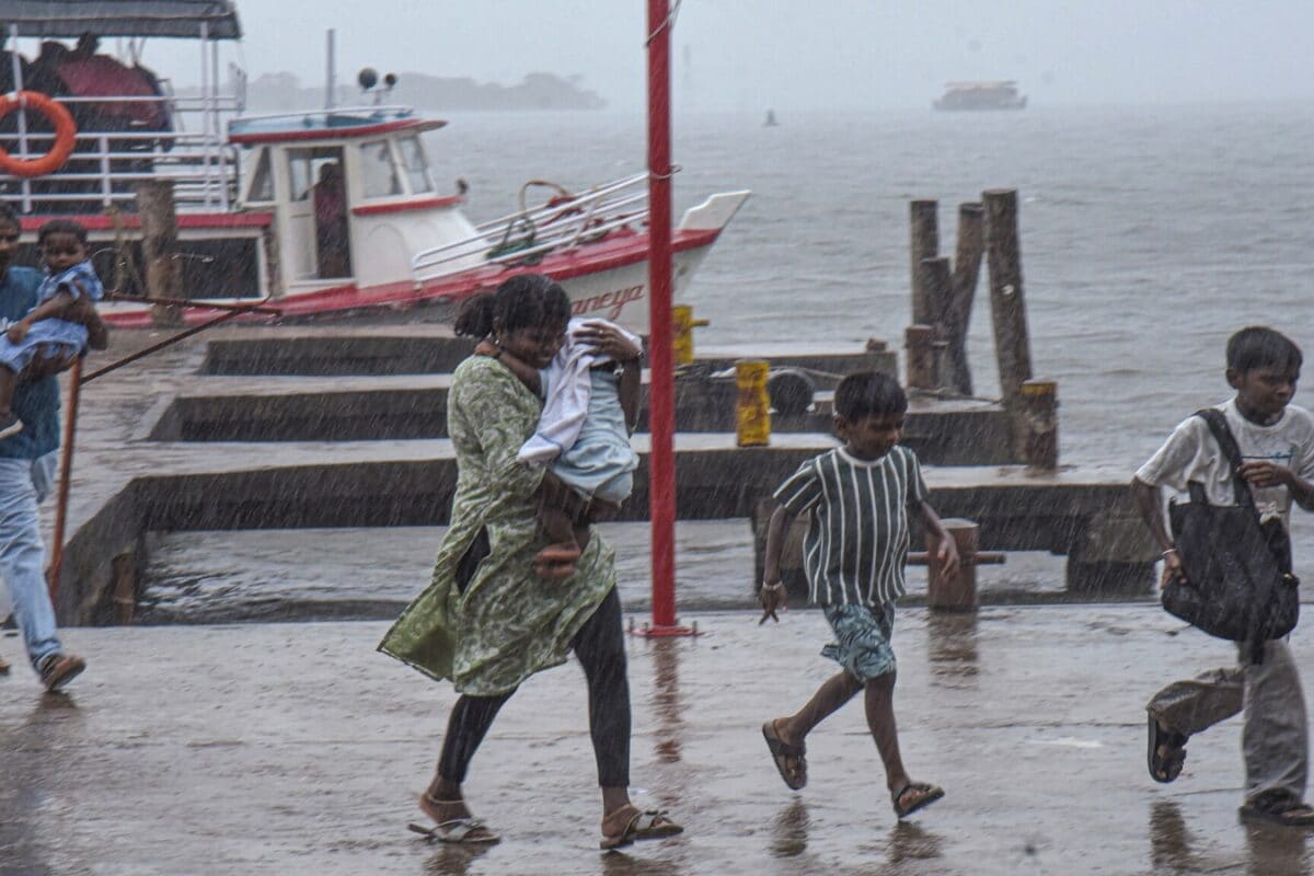 मानसून को किसकी लगी नजर? जून में भी तरसाएगी बारिश, IMD की डराने वाली चेतावनी