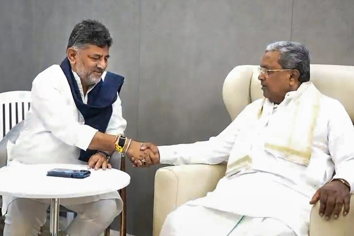 Karnataka CM News Live Updates: राहुल गांधी से मिले सिद्धारमैया, कल बेंगलुरु में विधायक दल की बैठक