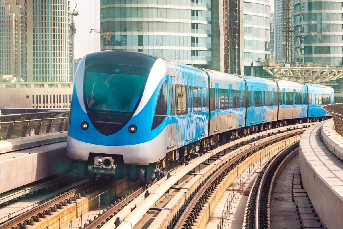 Lucknow Metro : दिल्‍ली के राजीव चौक जैसा बनेगा लखनऊ का चारबाग! नए कॉरिडोर से खत्‍म होगा पुराने शहर का जाम