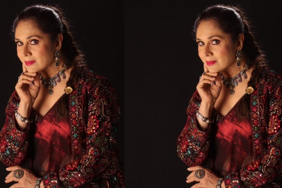 मीनाक्षी शेषाद्रि ने नए कलाकारों पर कसा तंज, बोलीं- 'कुछ भी कर रहे एक्टर्स, काम से पहचान बनाएं, पीआर से नहीं'