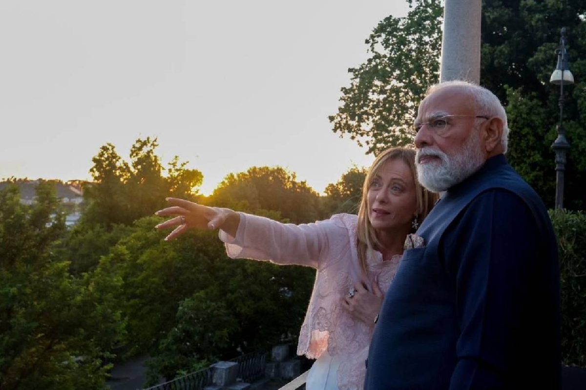 पीएम मोदी ने मेलोनी को दिया क्या तोहफा? इटैलियन पीएम ने कहा - शुक्रिया, वीडियो में खुद दिखाया