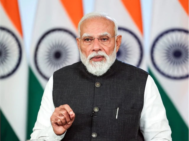 PM मोदी के सपोर्ट में टेकी, बोलीं- ट्रैफिक में रोजाना घंटों होते हैं बर्बाद