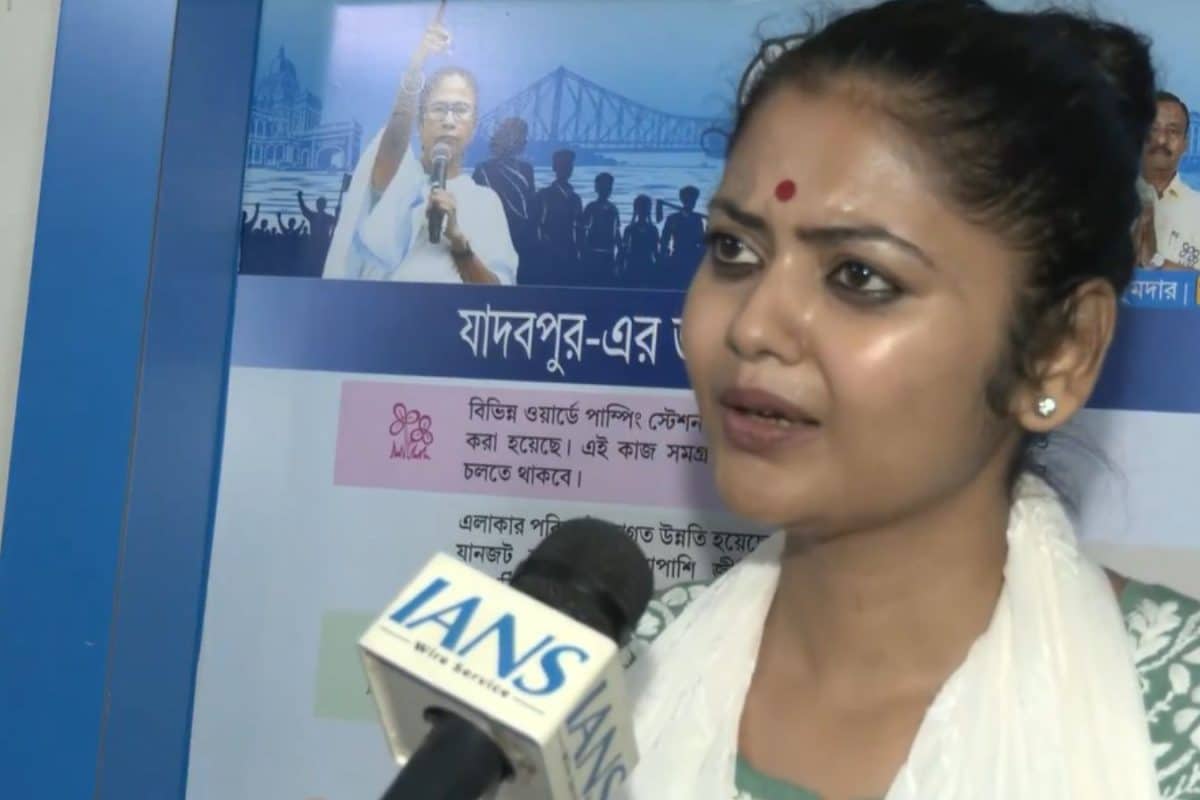 कितना बदल गईं TMC सांसद सायोनी घोष, अभिषेक बनर्जी के साथ फ्लैट पर दिया बड़ा बयान, जरा आप भी सुन लीजिए