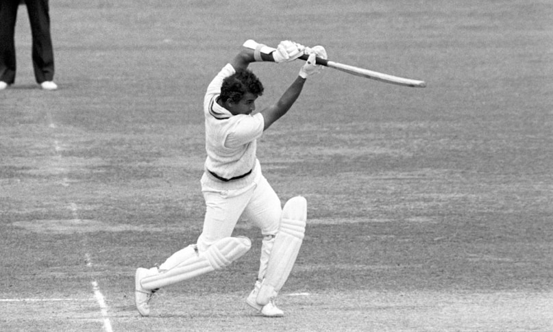 Unbreakable cricket records, most test matches played 5 cricketers, test cricket records, unbeatable cricket records, cricket records, 5 batsman Most consecutive matches for a team in Test, batters most consecutive test, Alastair Cook, Allan Border, Mark Waugh, Sunil Gavaskar, Brendon McCullum, cricket records stats, most test matches played, क्रिकेट अटूट रिकॉर्ड, एलिस्टर कुक, एलन बॉर्डर, सुनील गावस्कर 