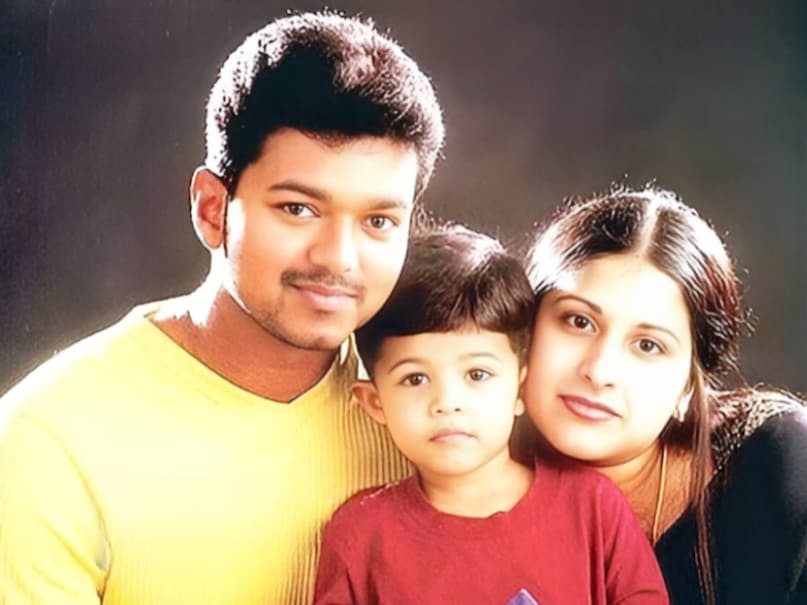 Thalapathy Vijay name meaning, Thalapathy Vijay wife name, Thalapathy Vijay wife photos, Thalapathy Vijay father name, Thalapathy Vijay age, Thalapathy Vijay films, thalapathy vijay mother father marriage, thalapathy vijay childhood photos, thalapathy vijay party name, thalapathy vijay religion, thalapathy vijay family, thalapathy vijay new movie, thalapathy vijay cast, thalapathy vijay net worth, thalapathy vijay trisha krishnan relationship