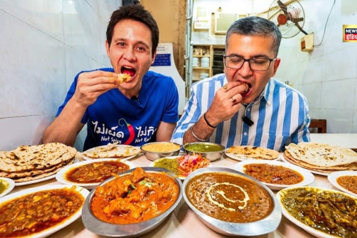दिल्ली की एक डिश के लिए 14 साल बाद वापस लौटा विदेशी YouTuber…पहला बाइट लेते ही हो गए इमोशनल