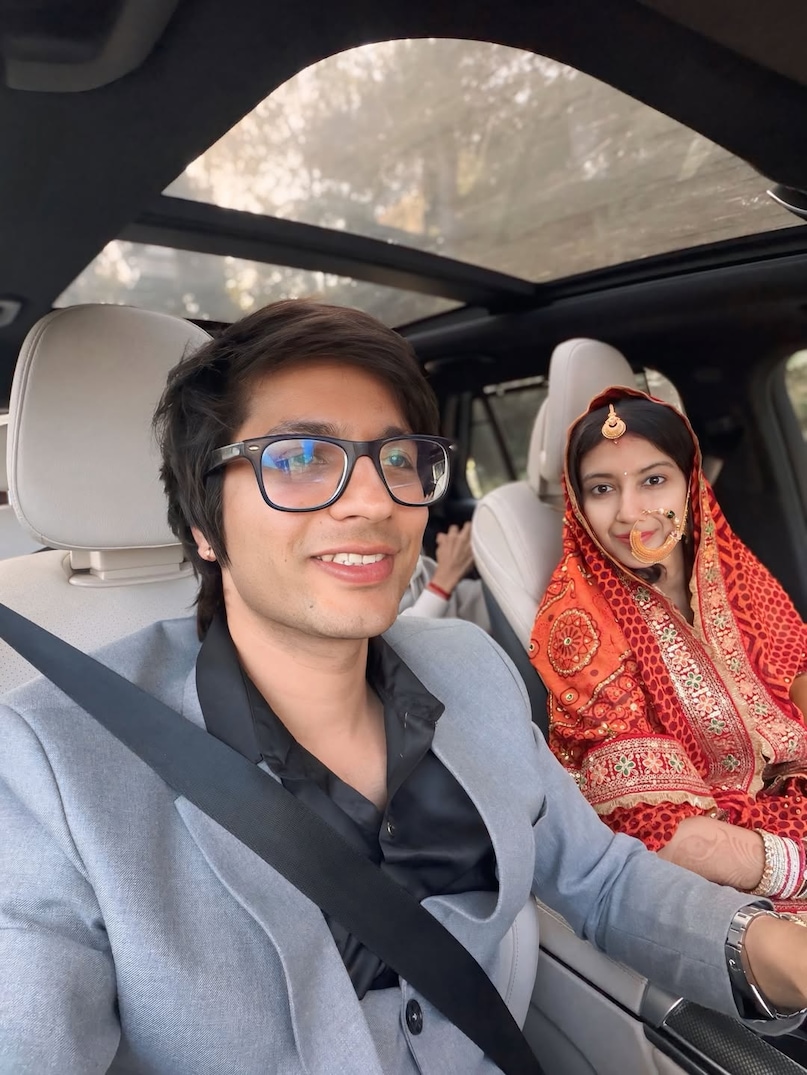 Sourav Joshi, Sourav Joshi divorce, Sourav Joshi wife, youtuber Sourav Joshi wife Avantika, Avantika Sourav Joshi life
