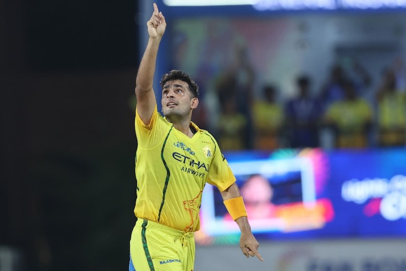 Anshul Kamboj creates unwanted records, Anshul Kamboj worst bowling, Anshul Kamboj ipl bowling, Anshul Kamboj unwanted records, Anshul Kamboj ipl career, Anshul Kamboj ipl bowling shaun marsh, fast bowler Anshul Kamboj, अंशुल कंबोज, अंशुल कंबोज बॉलिंग, अंशुल कंबोज खराब बॉलिंग, अंशुल कंबोज चार छक्के 
