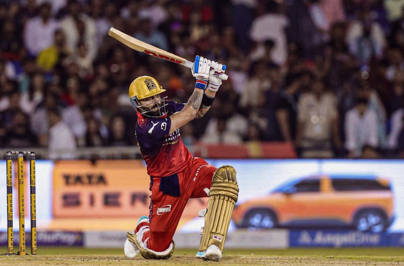 virat kohli creates world record, virat kohli ipl records, virat kohli ipl runs records, virat kohli script history, virat kohli world record, virat kohli ipl records, virat kohli records ipl, virat kohli world records, virat kohli 1200 runs single team t20, विराट कोहली, विराट कोहली वर्ल्ड रिकॉर्ड, कोहली 1200 रन 