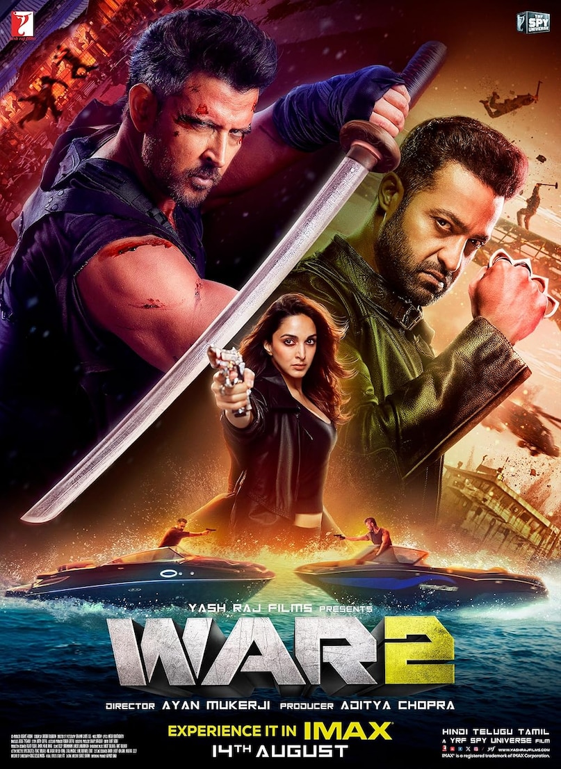 2019 की हिट फिल्म वॉर का सीक्वल, वॉर 2 ने फ्रेंचाइजी की स्टाइलिश एक्शन और स्टार पावर को आगे बढ़ाया. यशराज फिल्म्स द्वारा प्रोड्यूस की गई इस फिल्म ने ₹303.22 करोड़ से ₹351 करोड़ तक की कमाई की, जो फाइनल अकाउंटिंग पर निर्भर है. ऋतिक रोशन की वापसी और नए कलाकारों के साथ, फिल्म ने बड़ी भीड़ जुटाई और दिखाया कि एक्शन फ्रेंचाइजी अभी भी बॉक्स ऑफिस पर भरोसेमंद हैं.