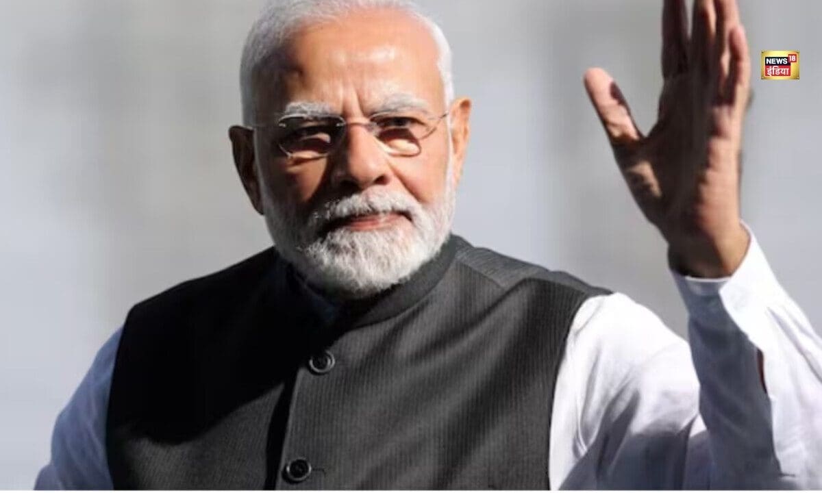 हाथों में तस्वीर,होंठों पर मंत्र:PM मोदी ने तोड़ा नेहरू का रिकॉर्ड, उज्जैन में हुआ महामृत्युंजय जाप!